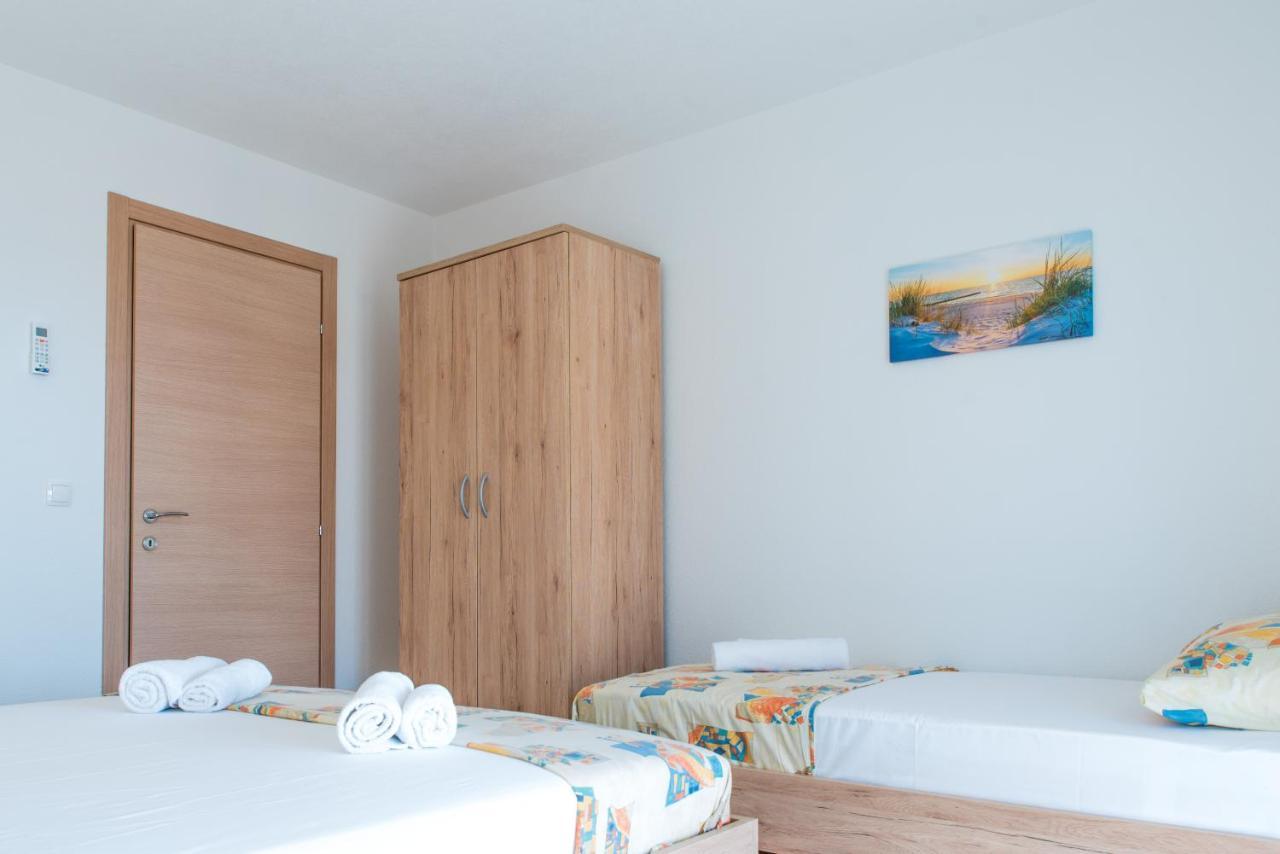 Apartments Zilic Kaštel Stari Exterior foto